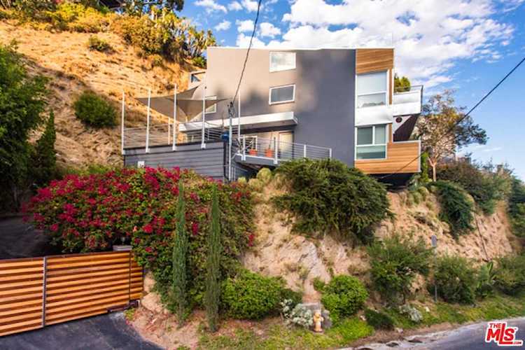 2158 Sunset Plaza Dr Los Angeles, CA 90069