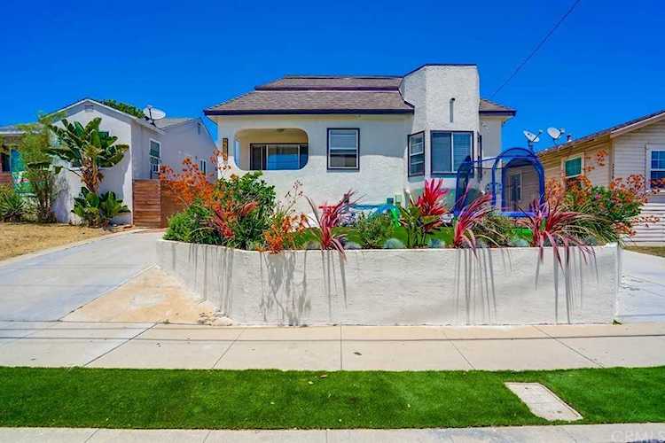 4515 W 136th St Hawthorne, CA 90250