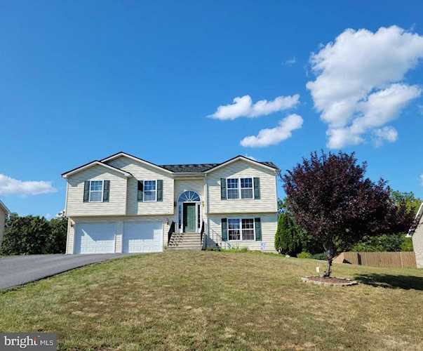 115 Coriander Way Bunker Hill, WV 25413