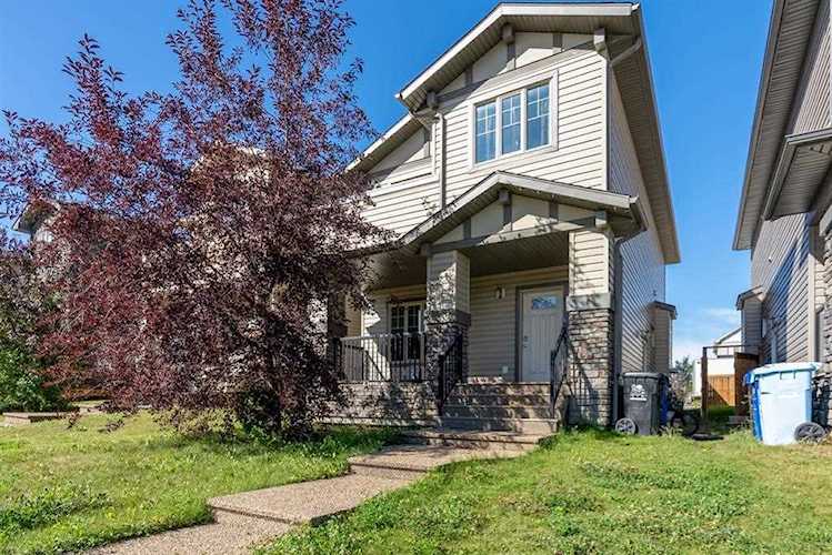 328 Falcon Dr Fort Mcmurray, AB T9K 0S2