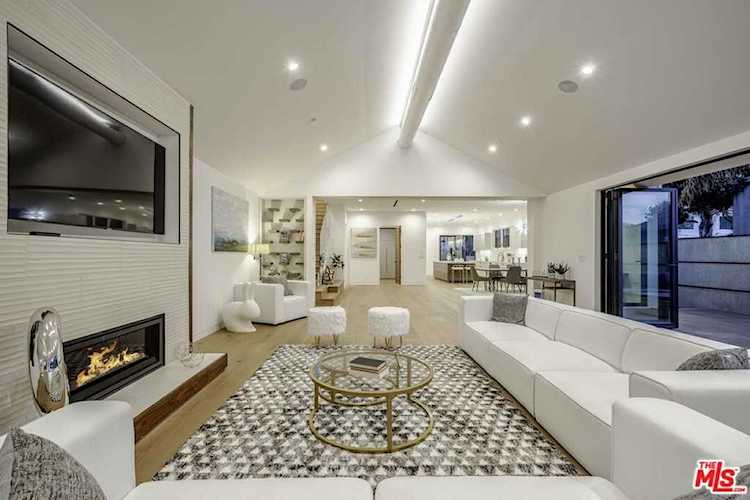 656 San Juan Ave Venice, CA 90291