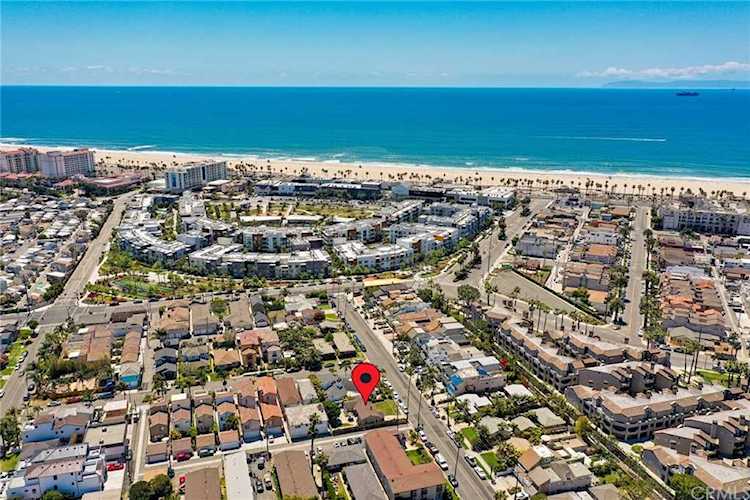 210 Alabama St Huntington Beach, CA 92648 | MLS OC21082934 Photo 1