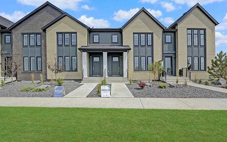 1042 Harmony Parade Rural Rocky View County, AB T3Z 2G7
