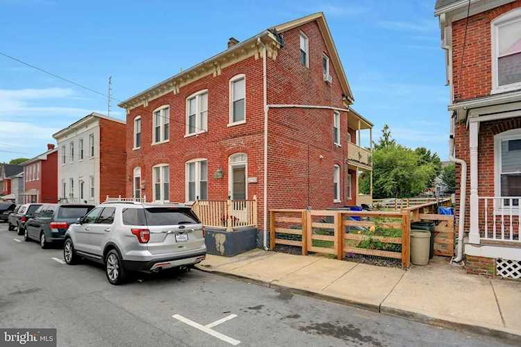 537 Church St W Hagerstown, MD 21740