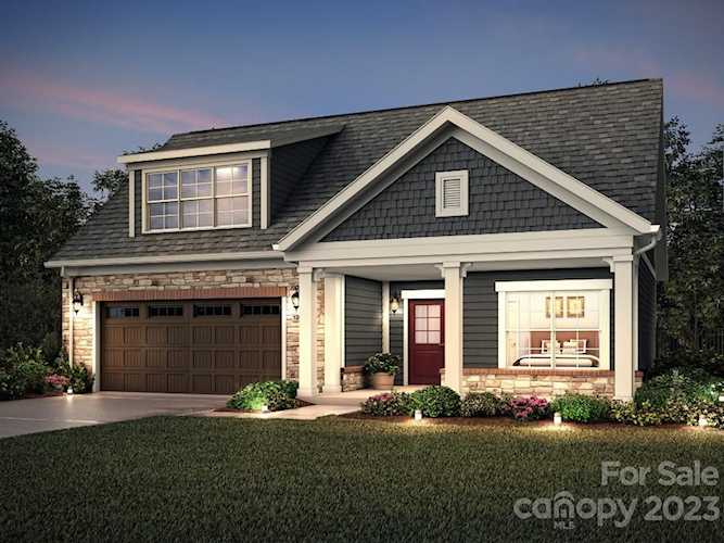 12 Sustar Farm Dr Matthews, NC 28105
