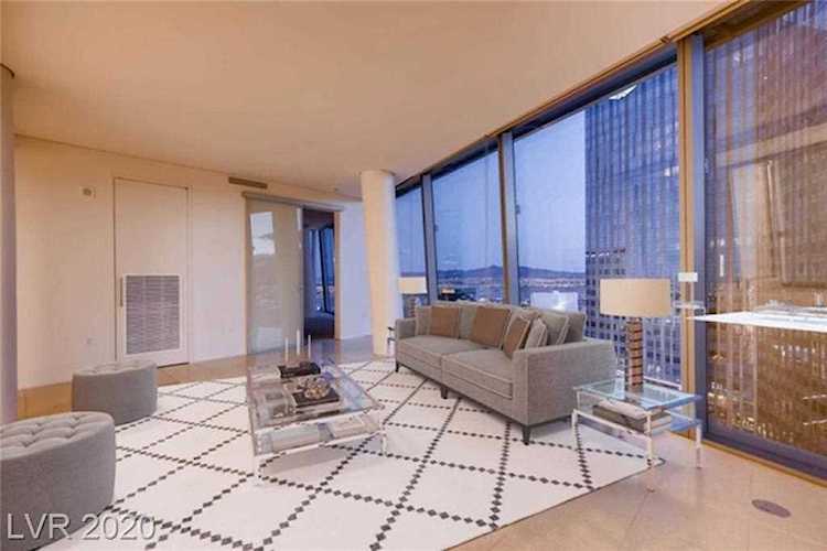 3722 Las Vegas Blvd #3201 Las Vegas, NV 89158