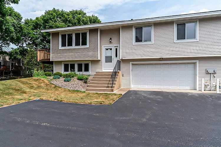 365 96th Lane NE Blaine, MN 55434