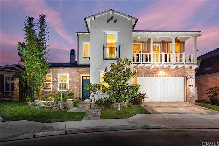 4641 Oceanknoll Dr Huntington Beach, CA 92649