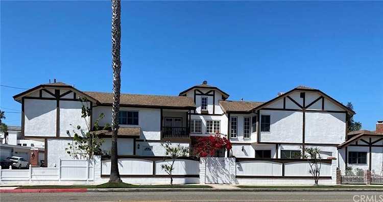 628 18th St Huntington Beach, CA 92648