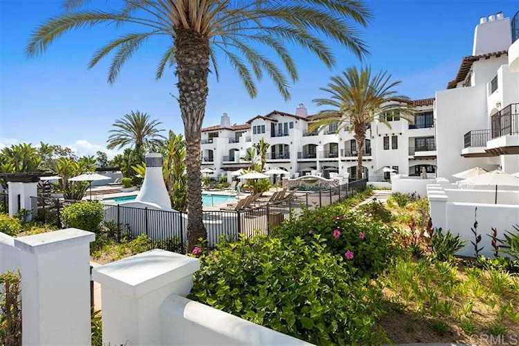 7310 Estrella De Mar Rd #16 Carlsbad, CA 92009