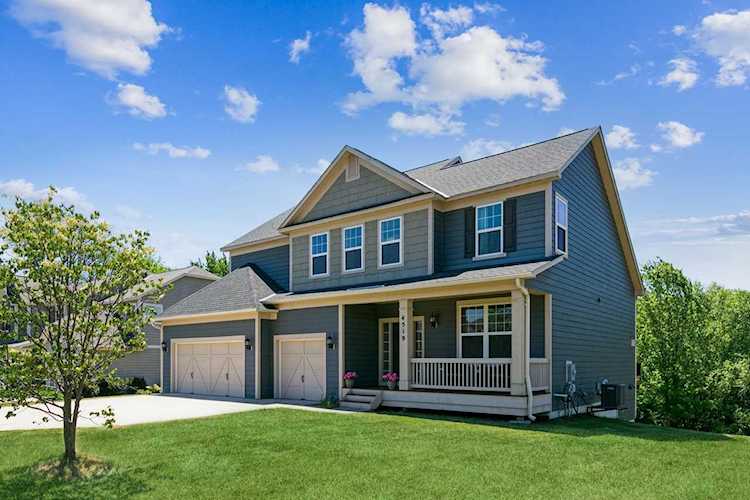 4519 Royal Hills Drive Arden Hills, MN 55112