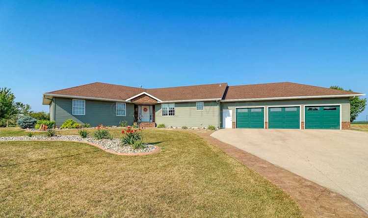 3600 N 50 St Reiles Acres, ND 58102