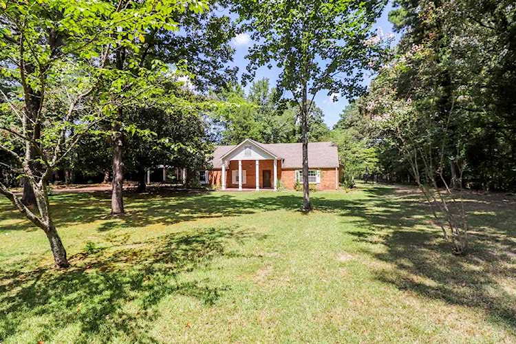 107 Colonial Oxford, MS 38655
