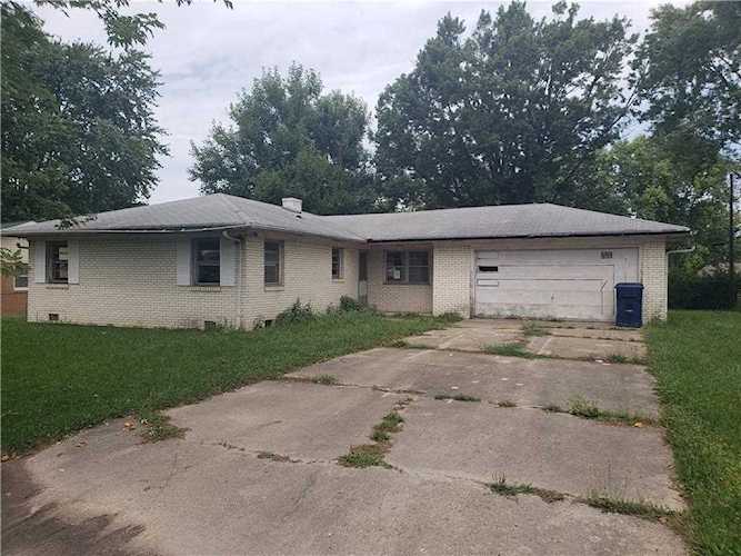 1912 E 45th St Anderson, IN 46013 | MLS 21805570 Photo 1