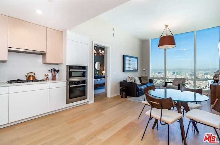 877 Francisco St #4201 Los Angeles, CA 90017