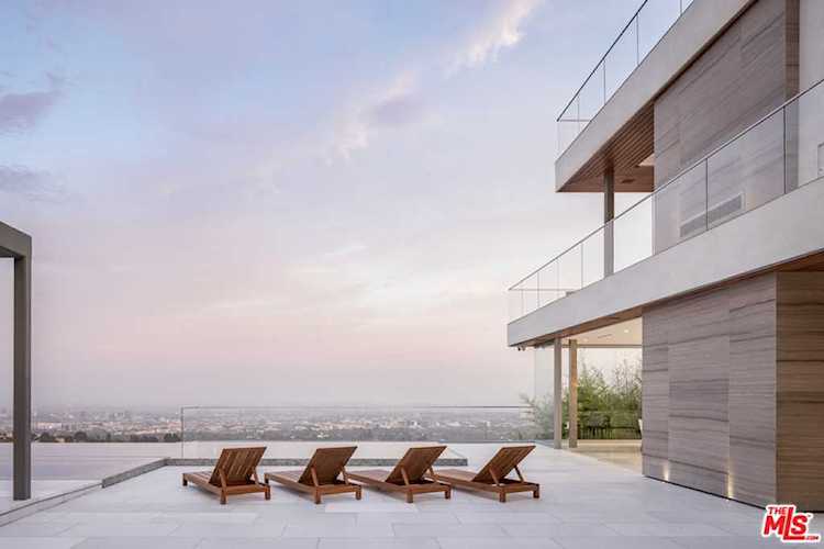 1460 Laurel Way Beverly Hills, CA 90210