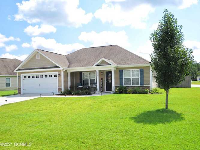 739 Radiant Dr Jacksonville, NC 28546