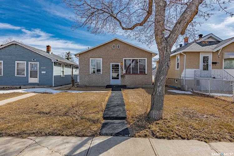 1229 Atkinson St Regina, SK S4N 3V7