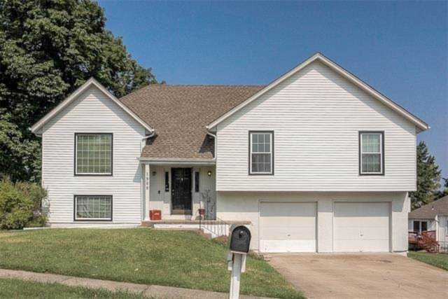 1900 Mersington Ct Kansas City, MO 64127