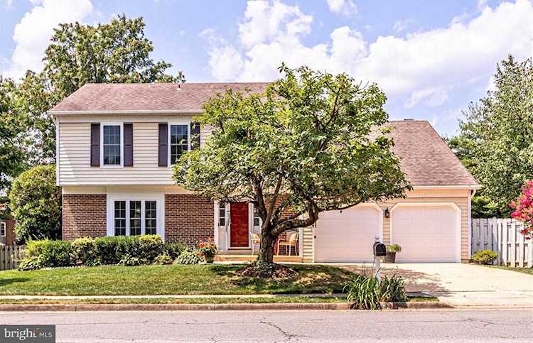 2832 Edgelea Rd Vienna, VA 22181 | MLS ® VAFX2011378 Photo 1