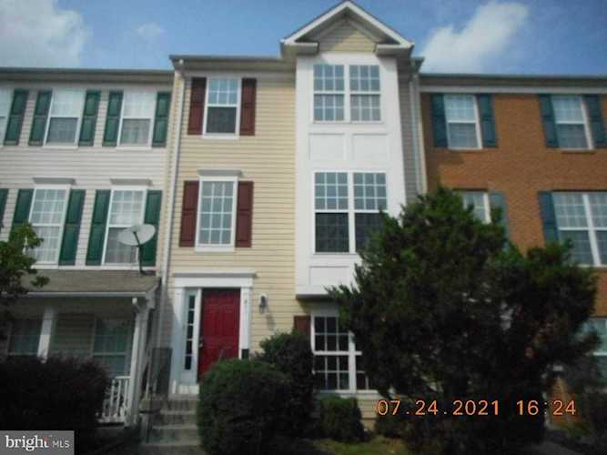 211 Hamilton Stephens City, VA 22655