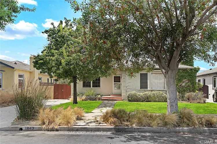 1847 Stearns Dr. Los Angeles, CA 90035
