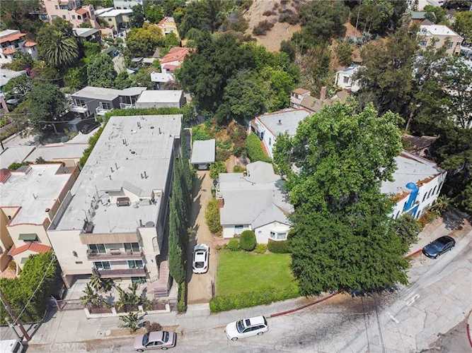 2635 N Beachwood Dr, Hollywood Hills, CA 90068 | RubyHome Photo 1