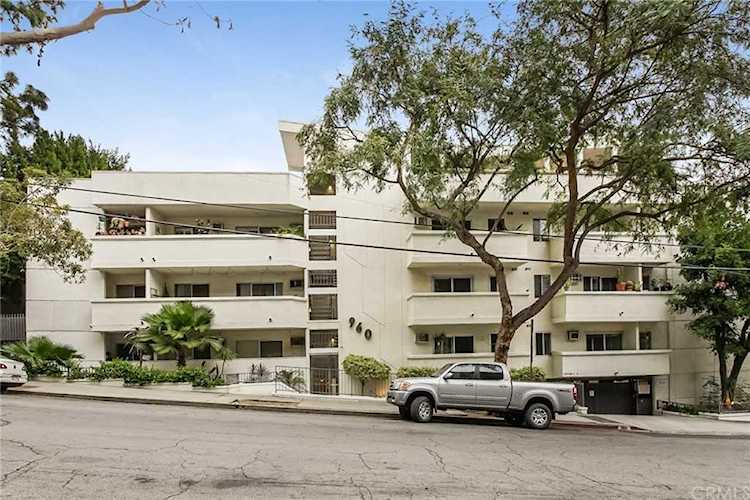 960 Larrabee St #207 West Hollywood, CA 90069