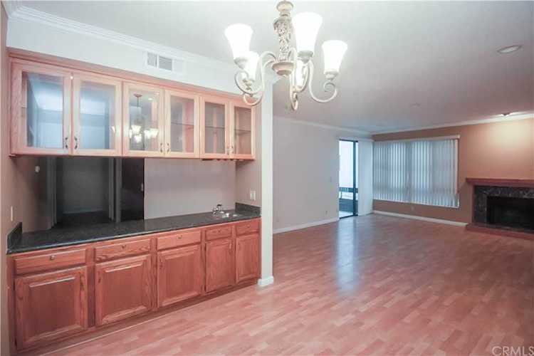 4641 Fulton Ave #103 Sherman Oaks, CA 91423