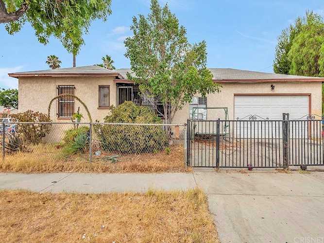 13673 Remington St Arleta, CA 91331