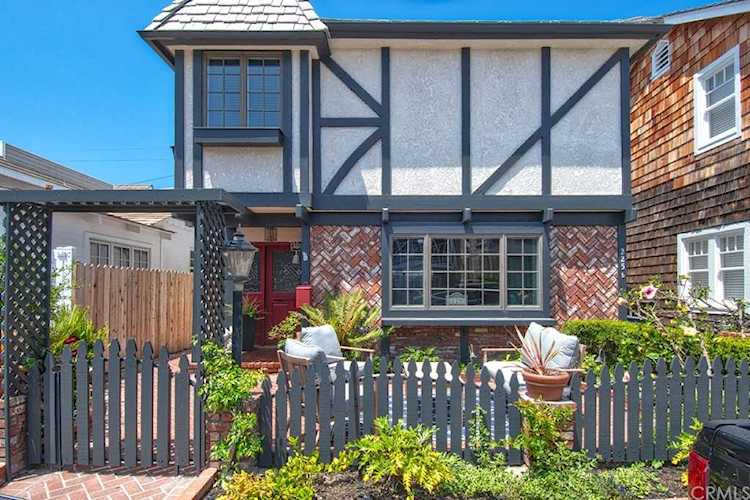 225 Ruby Ave Newport Beach, CA 92662 | MLS NP21104494 Photo 1