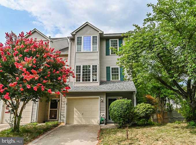 13518 Mallard Watch Way Clifton, VA 20124 | MLS ® VAFX2008010 Photo 1
