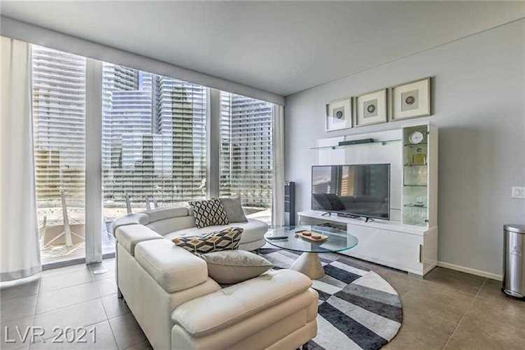 3726 Las Vegas Blvd #904 Las Vegas, NV 89158