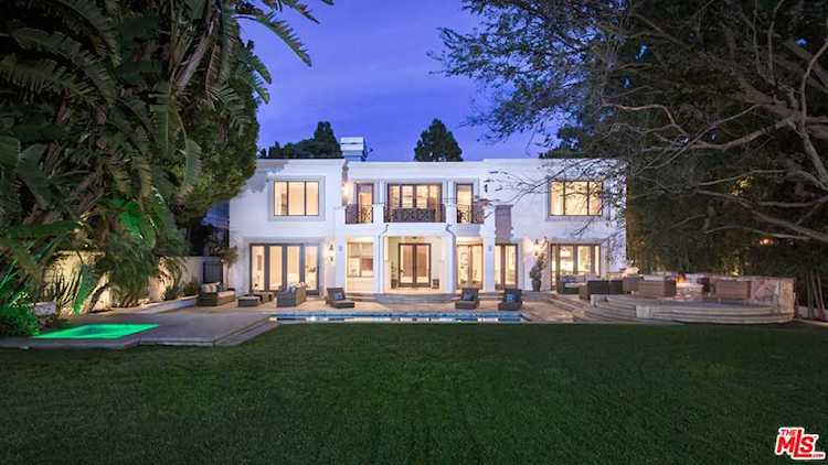 12000 Crest Ct Beverly Hills, CA 90210