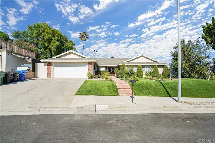 8556 Moorcroft Ave West Hills, CA 91304