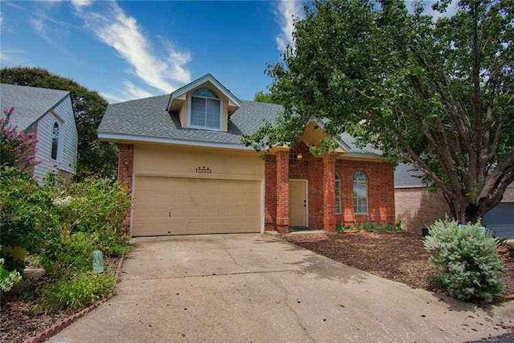 12000 Sky West DR Austin, TX 78758