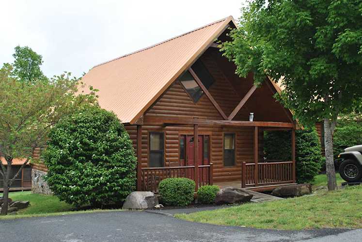 home for sale at 141 White Oak Resort Way, Gatlinburg - $442,000 - 1161235 Photo 1