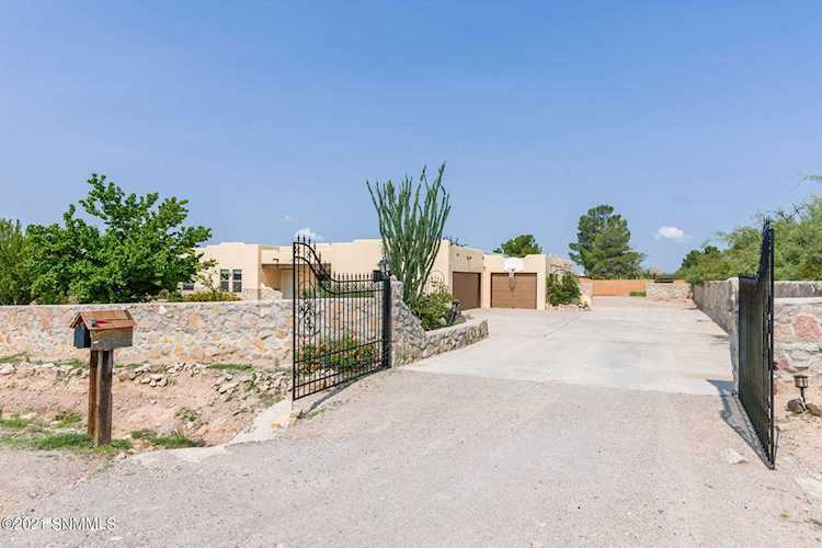 4207 E Winchester Rd Las Cruces, NM 88011