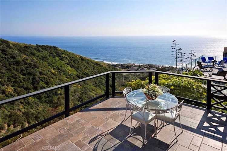 675 Nyes Place Laguna Beach, CA 92651