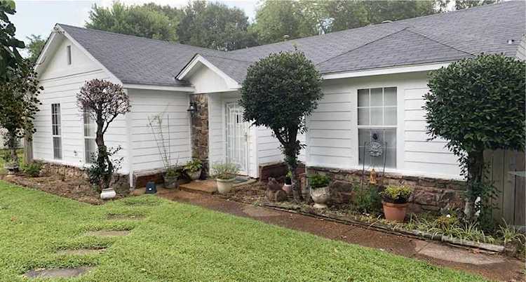 3894 Ross Rd Memphis, TN 38115