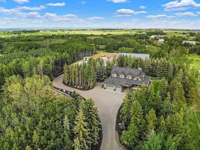 24292 Meadow Dr Rural Rocky View County, AB T3R 1A8