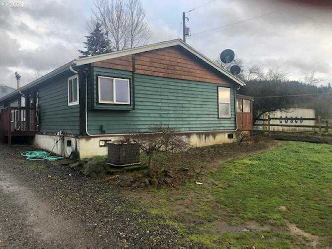 18681 SE Foster Rd Damascus, OR 97089