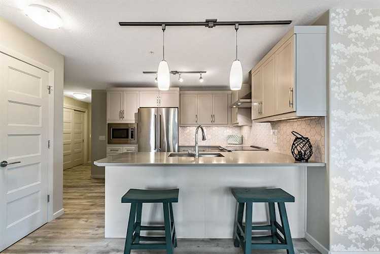 450 Kincora Glen Rd NW #2203 Calgary, AB T3R 1S2