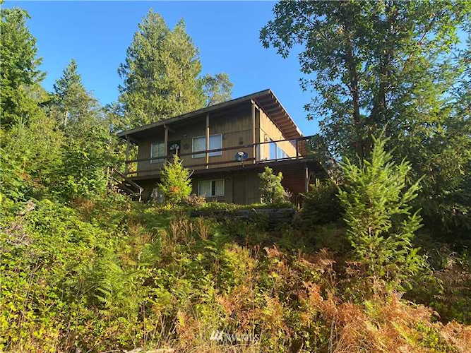191 Tog Rd Brinnon, WA 98320