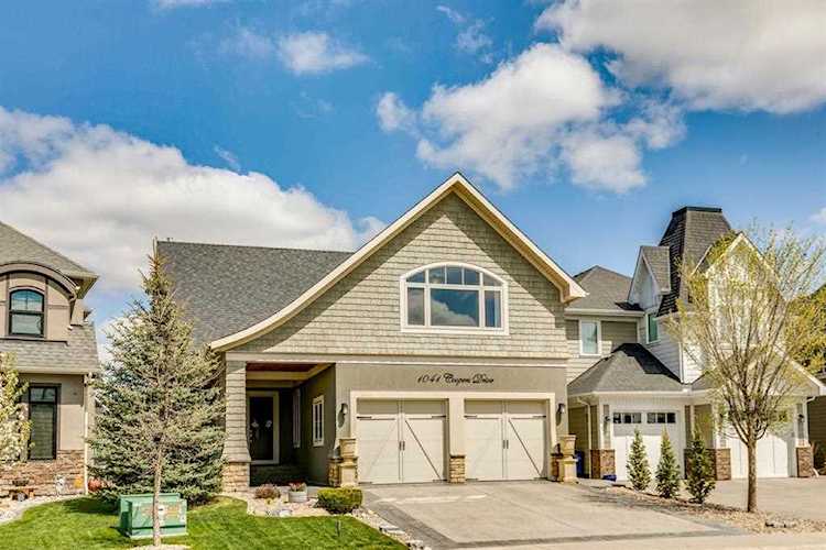 1041 Coopers Dr SW Airdrie, AB T4B 3L9