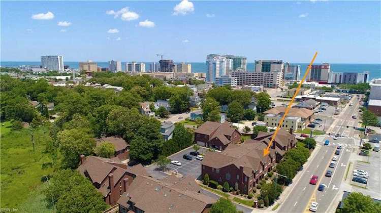 3207 Huntwick Ln Virginia Beach, VA 23451