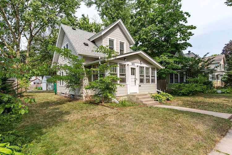 3852 39th Avenue S Minneapolis, MN 55406