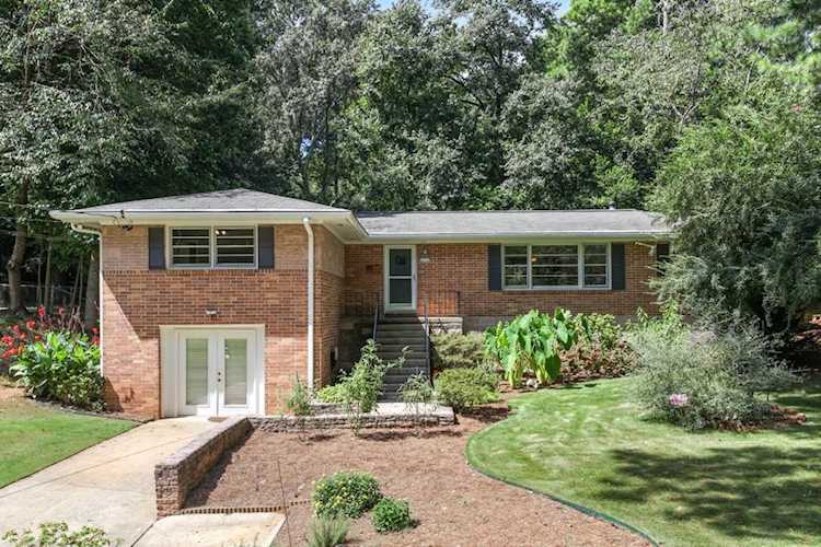 3782 Greenhill Dr Chamblee, GA 30341