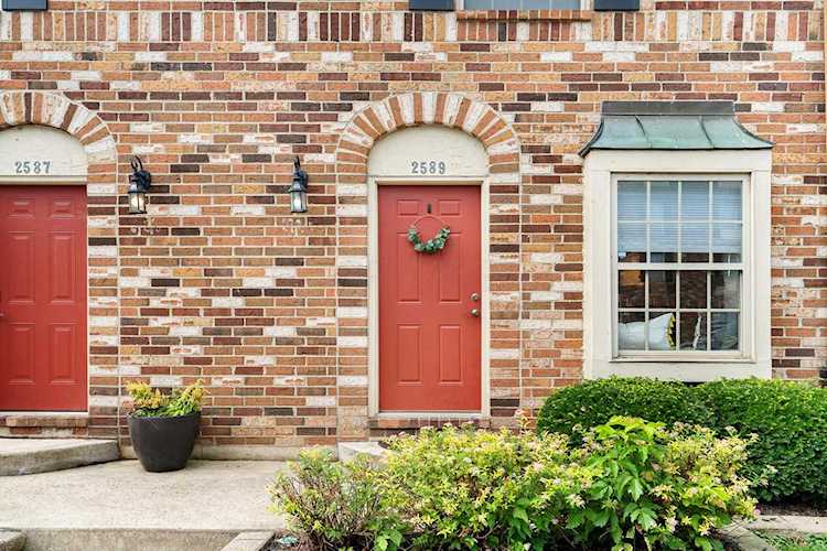 2589 Olde Hill Court Columbus, OH 43221 | MLS 221032414 Photo 1