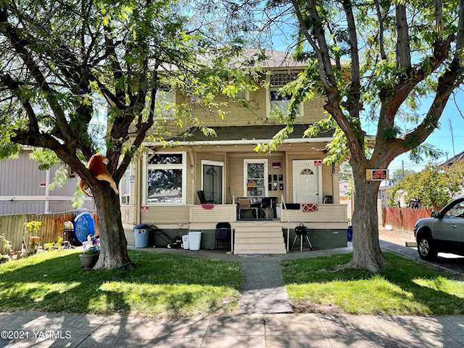 704 N 2nd St Yakima, WA 98901